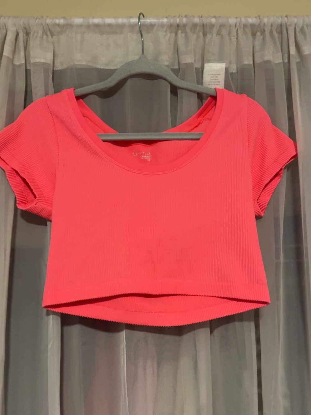 Women’s Aerie Neon Coral Crop Top
